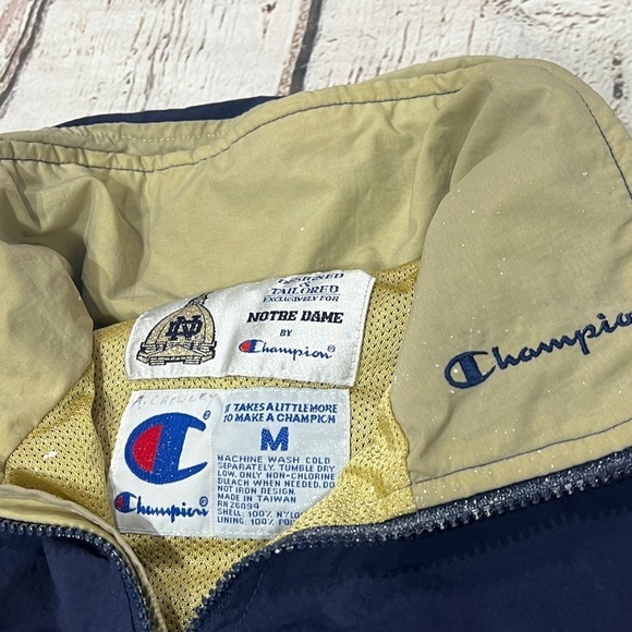 Vintage 90s Notre Dame Fighting Irish Champion 1990s Windbreak Coat Jacket - Picture 10 of 10